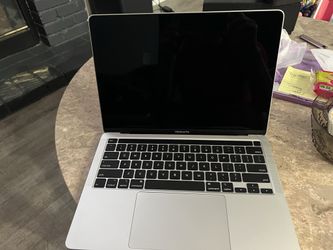 Apple - MacBook Pro - 13" Display with Touch Bar - Intel Core i5 - 16GB Memory - 512GB SSD - Silver