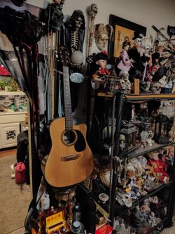So much collectables  and even so much more!!!