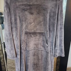 Gray Robe With Hoodie L/xl