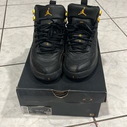 JORDAN 12 RETRO SIZE 5 Negotiable 