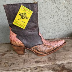 Women’s Boots 