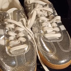 ADIDAS WMNS SAMBA " METALLIC SILVER" WHITE SNEAKERS SIZE 8