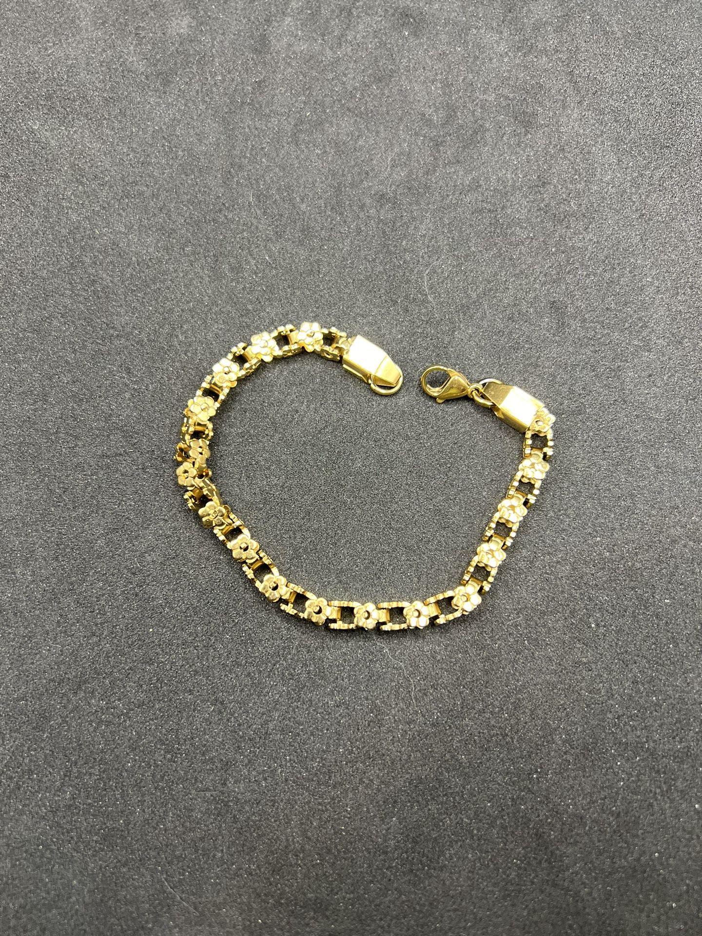 Gold Flower Stainless Steel Chain Bracelet