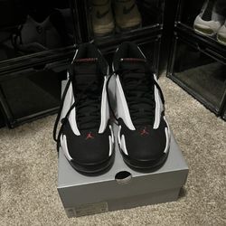Jordan 14 Black Toe Size 8.5