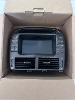 2004-2006 Lexus LS 430 OEM Navigation Display Screen