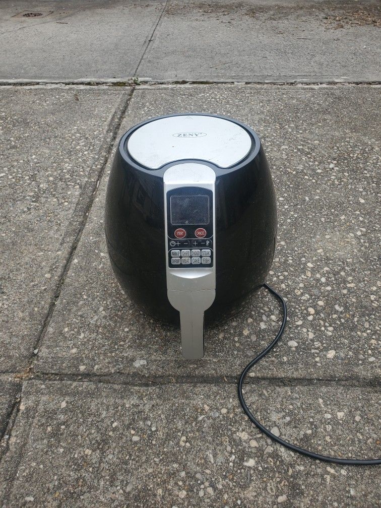 Air Fryer. 3.7 QUART
