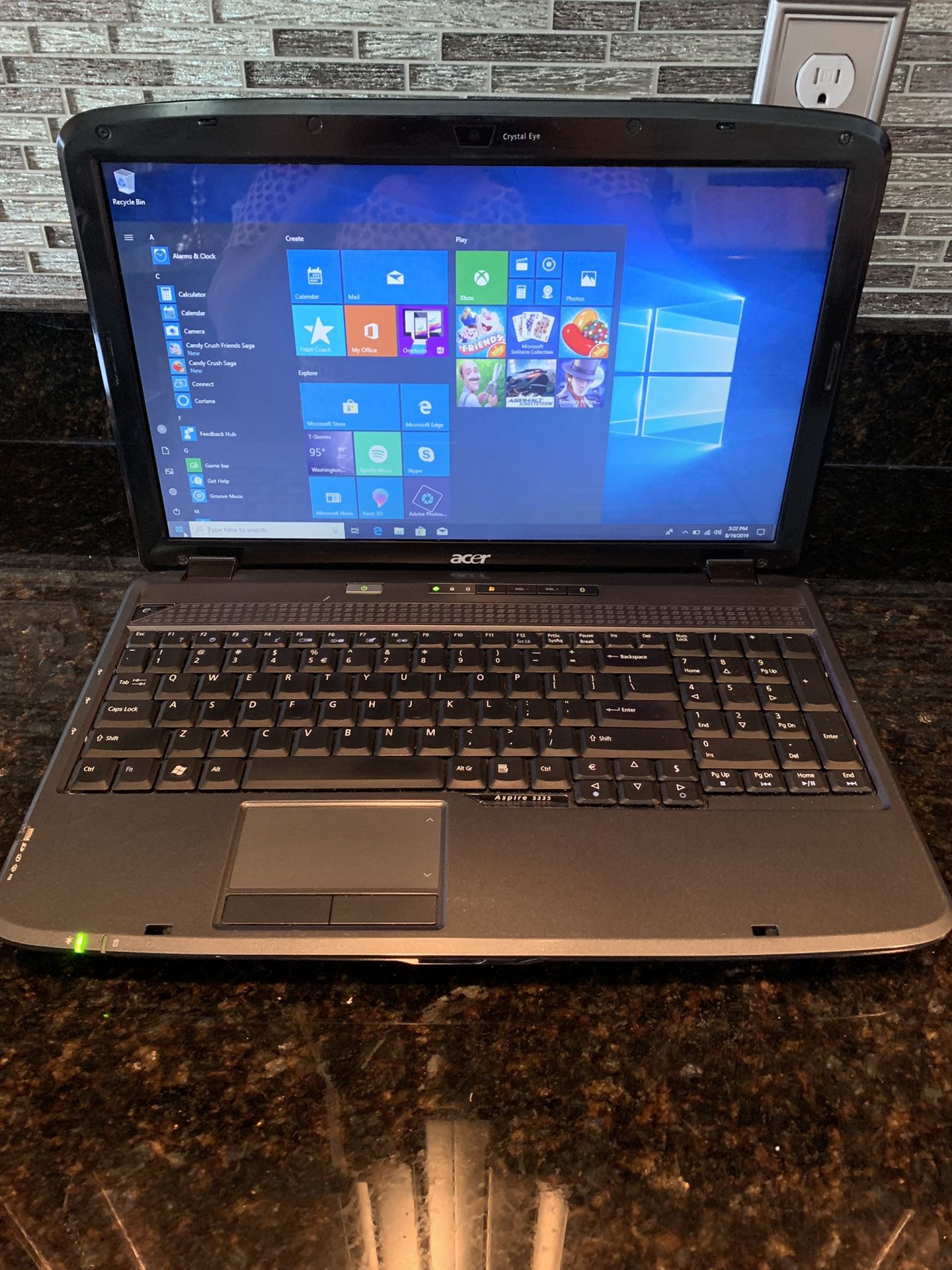 15.4” Acer Aspire 5336 Laptop with Webcam, Windows 10 and Microsoft Office
