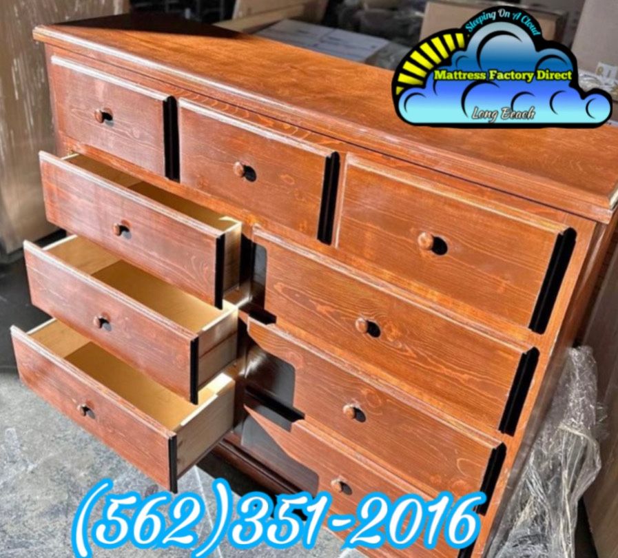 Nine Drawer Brown Pinewood Chest Cajonera Nueva Bonita
