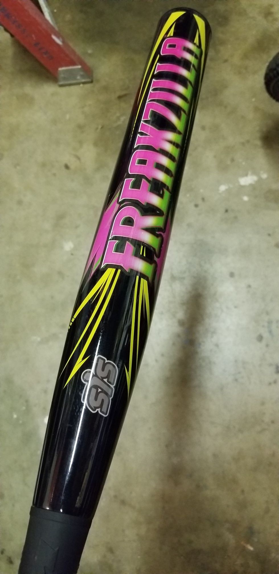 Miken Freakzilla 27.5oz with R/R