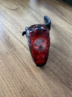 NiteRider Solas 100 Lumens USB Rechargeable Bike Tail Light Powerful Daylight Visible Bicycle LED Rear Light