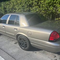 2009 Ford Crown Victoria