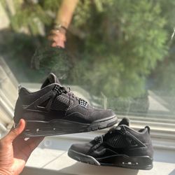 Jordan 4 Black Cat