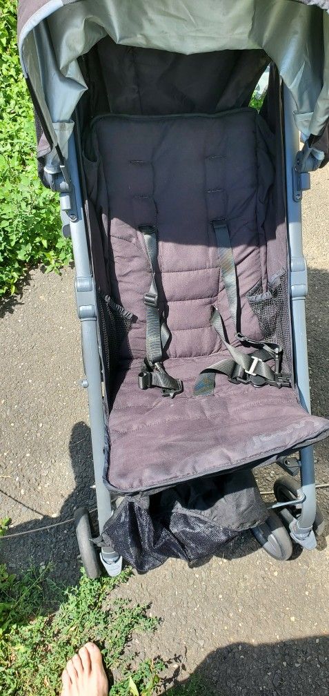 Joovy Groove Ultralight Stroller 