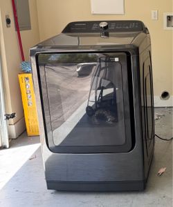 Samsung Front-Load Dryer Graphite Steel