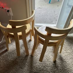 Children’s Table And Chairs 