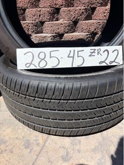 285 45zr 22 set of two tires
