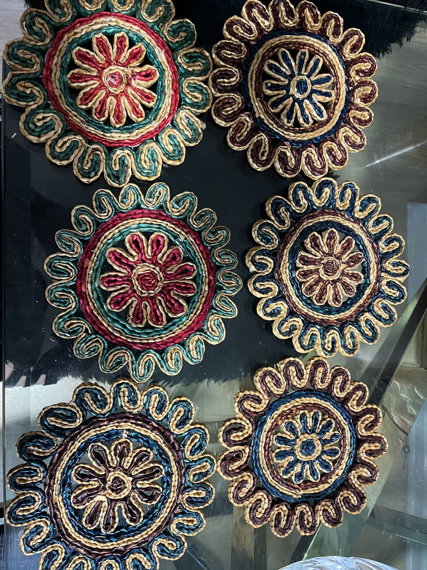 Dish Mats And Hot Cups