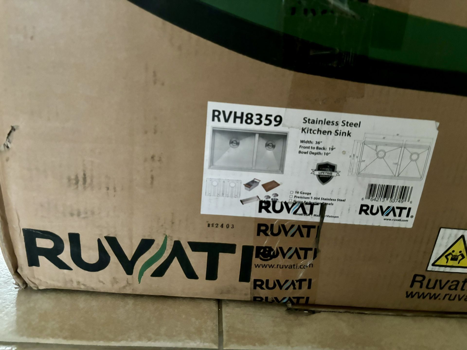 Nuevo en caja! Ruvati 36-inch Workstation 60/40 Double Bowl Undermount 16 Gauge Stainless Steel Kitchen Sink – RVH8359