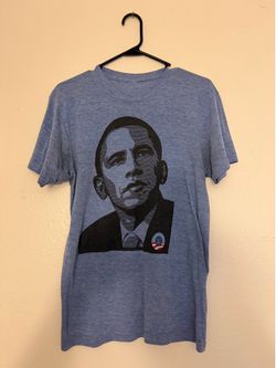 OBAMA OBEY campaign T-shirt Size Medium
