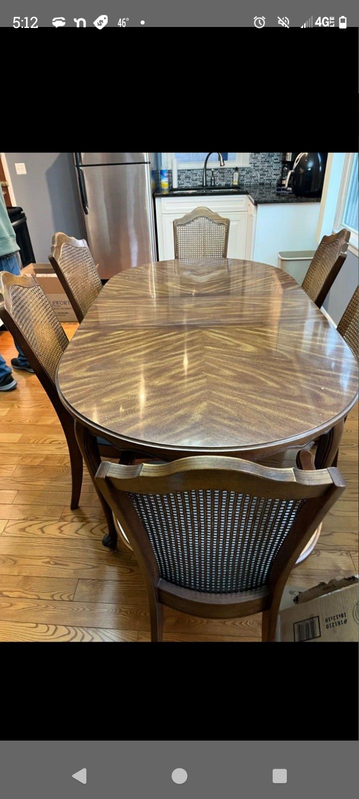 Beautiful Table Wit Chairs