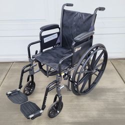 🔥 DRIVE Wheelchair ♿️ Medical Transport Chair Hospital Grade Assisted Mobility Adjustable Wheel Chair

Overall good pre-owned condition