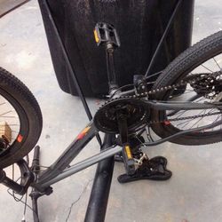 Huffy 24 B Scout Mountain Bike