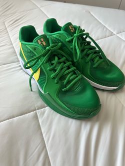 Brand New Oregon Green Sabrina 2 women’s size 9