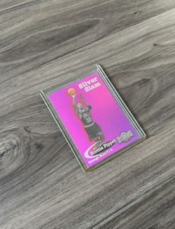 Vintage Scottie Pippen Basketball Card