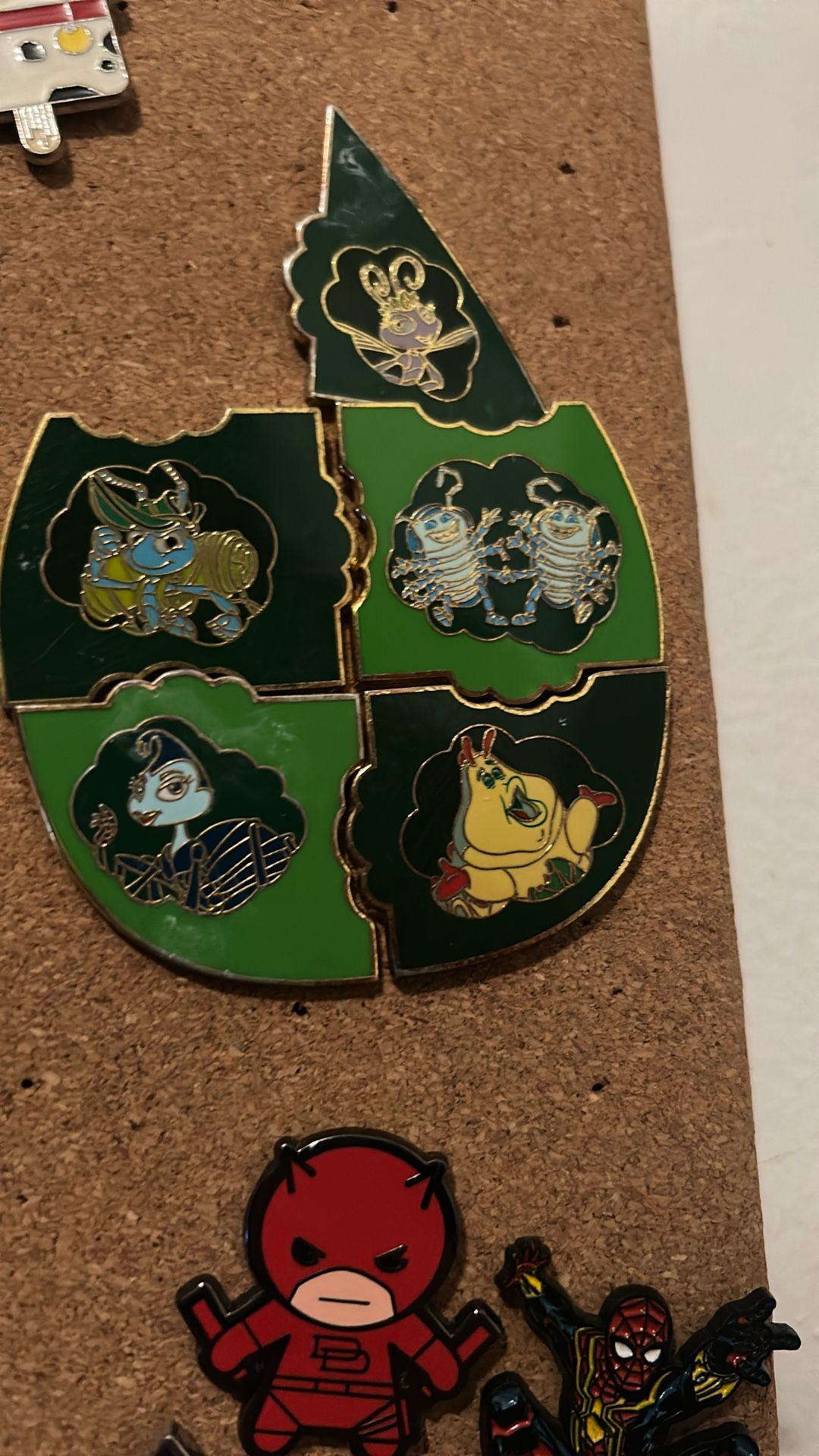 Bugs Life Leaf Pin Set Missing One Disney 