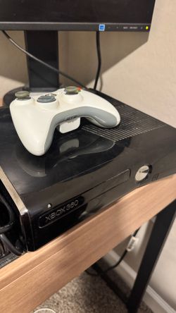 Xbox 360    MUST GO TODAY