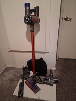 Dyson svo9  hand held vacuum