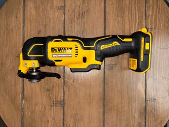 ATOMIC 20V MAX Cordless Brushless Oscillating Multi Tool (Tool Only)