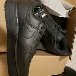 Supreme x Air Force 1 Low Box Logo Black