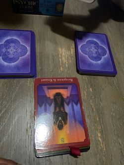 Read tarot cards do love job money and health