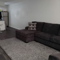 Grey Sectional Excellent Condition 