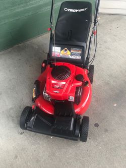 Very nice troy, Bilt lawnmower, self-propelled new style, light weight works beautifully