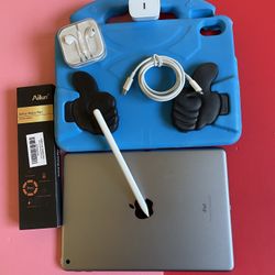 Apple IPad 6th Generation (9.7” Retina / Touch ID) 32GB with kids protective case, Pen & Accessories 