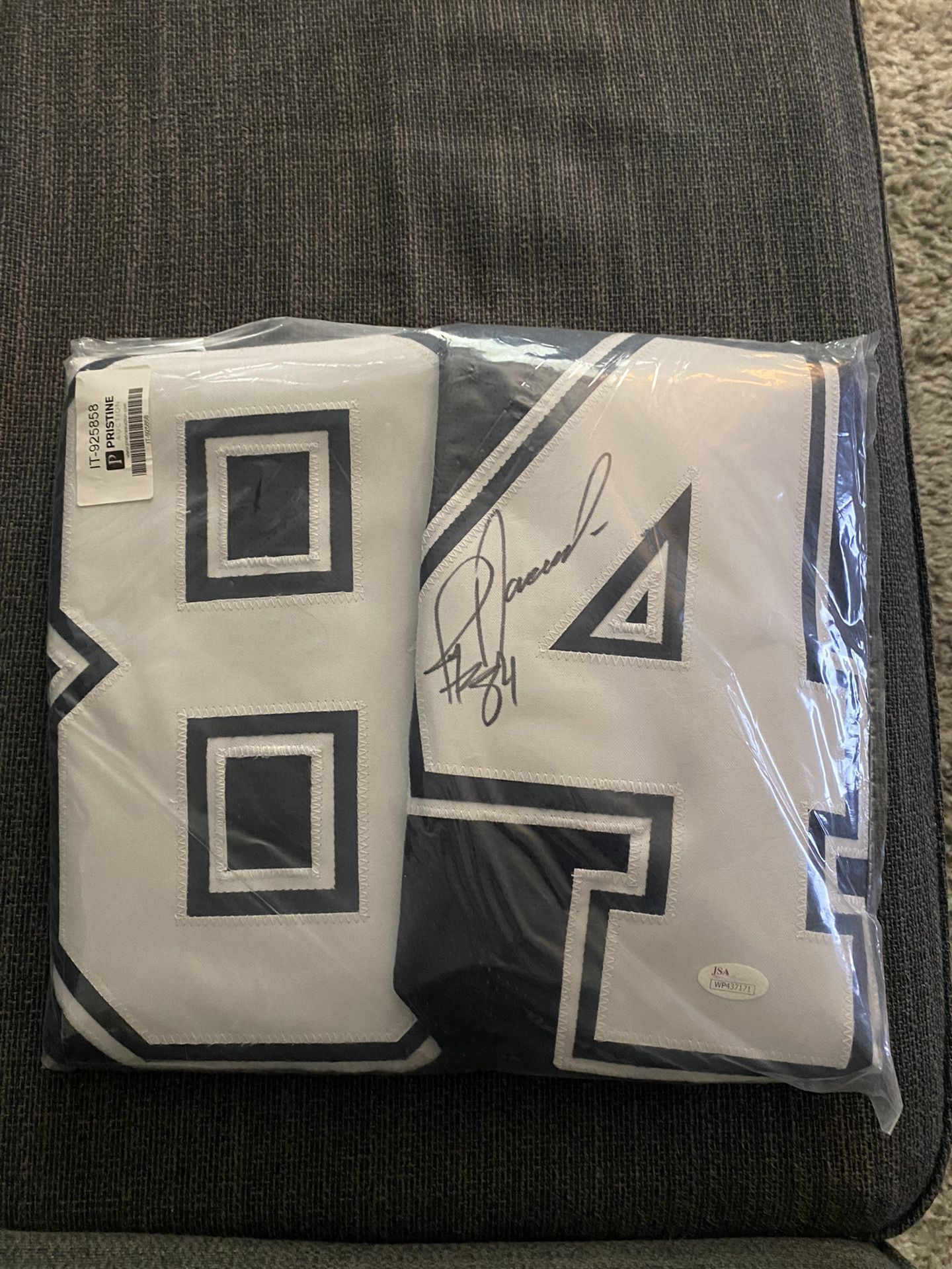 Autographed Dallas Cowboys jersey - Jay Novacek