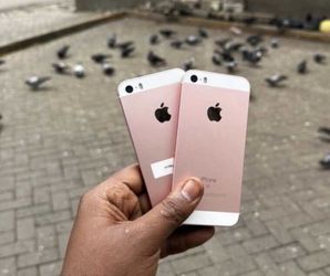 iPhone SE Unlocked