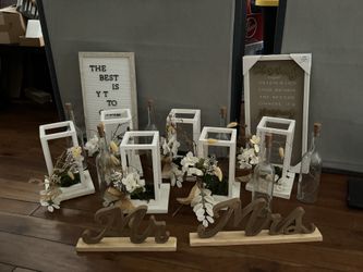 Wedding Lot Of Lanterns Candles And Signs