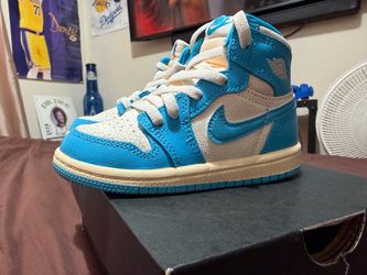 Jordan 1 Retro High OG UNC Reimagined 8c