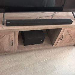 Samsung Sound Bar And Subwoofer Model HW-R40M