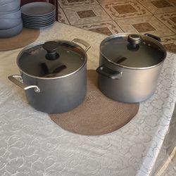 Cooking Pots 45 for both or 25 each