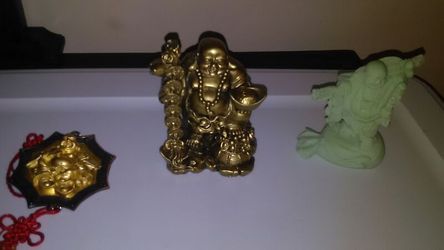 Buddha statues