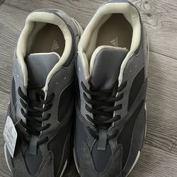 Yeezy 700