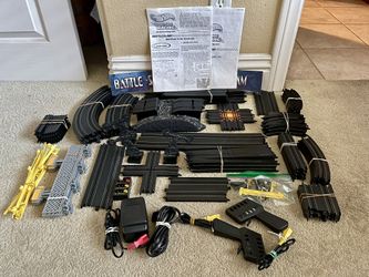 Hot Wheels Battle Slam Robot Combat Electric Slot Car Racing 99.99 Complete READ