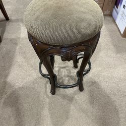 Swivel Wooden Bar Stool