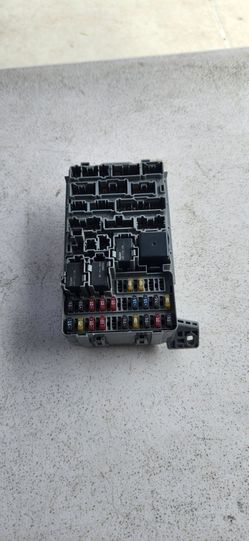 Interior fuse box