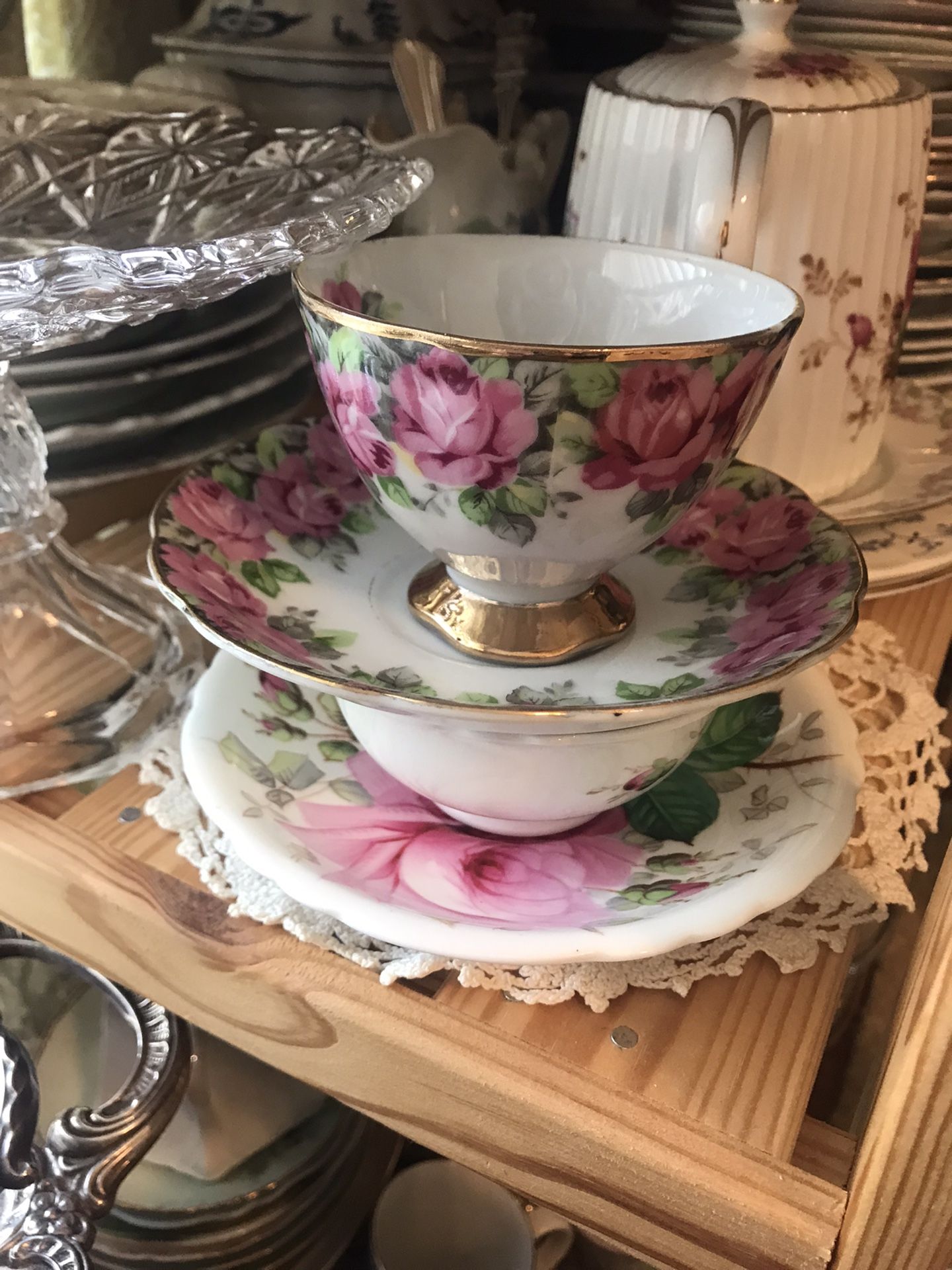 Vintage Teacups 🌸🍃