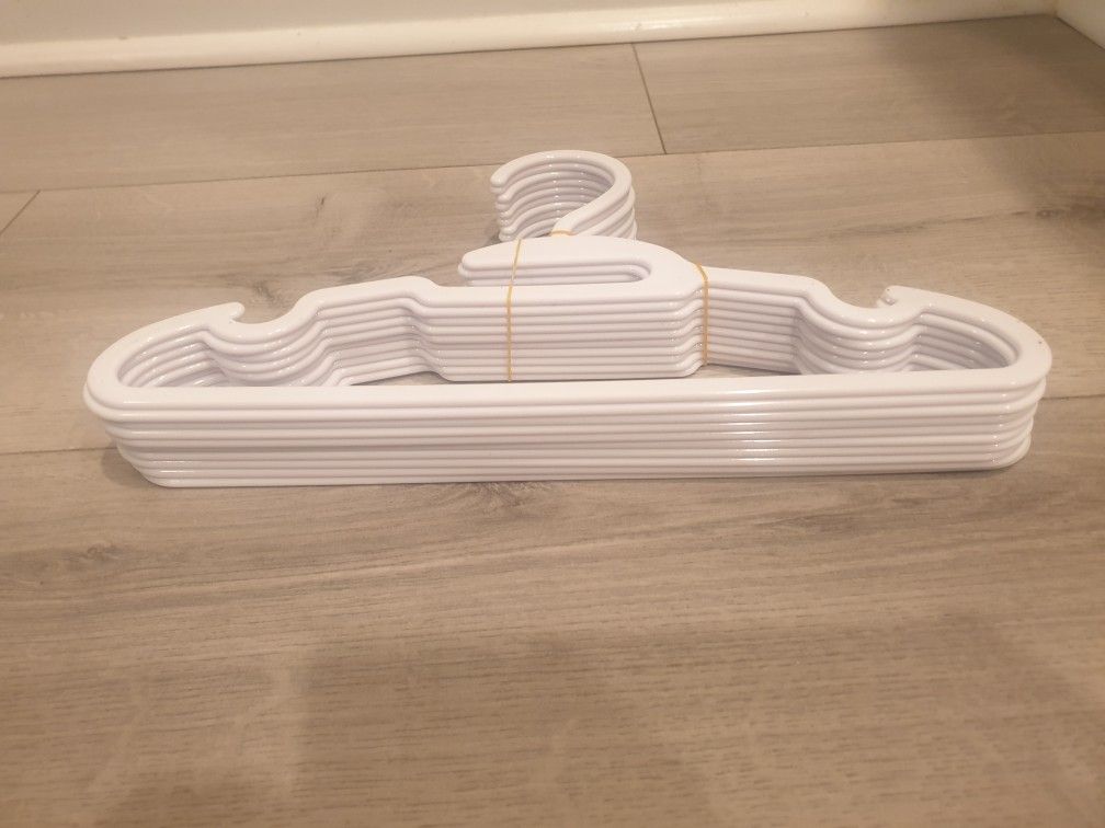 Pickup From LebanonTN 37087..New Hangers White Pack Of 10 